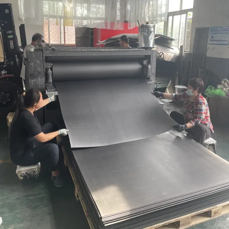 Asbestos Rubber Sheet With Wire Net Inserted - Image 3